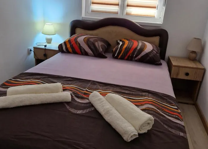 Curcic 1 * סוקו בניה